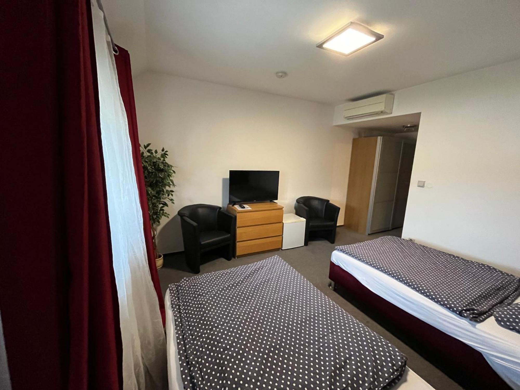Hotel Algar Opava Dış mekan fotoğraf